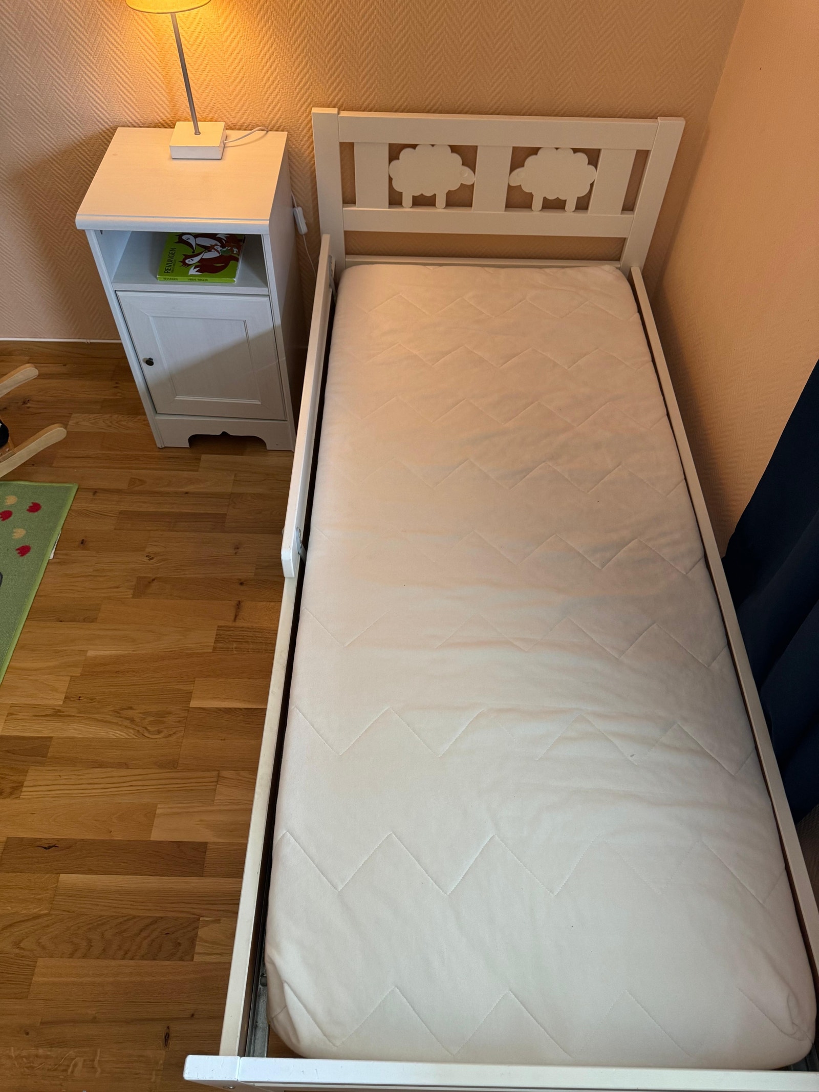 Senger må eventuelt skaffes. Galleribilde