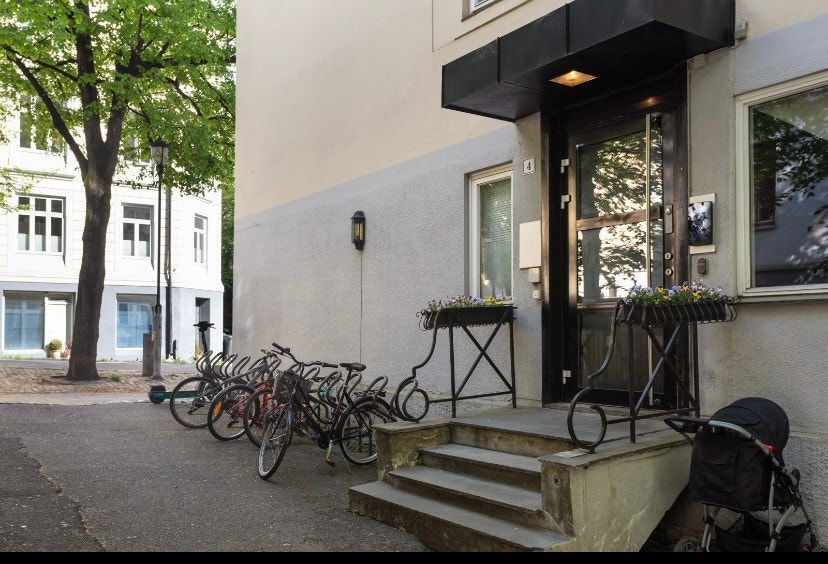 Inngang til bygget Galleribilde