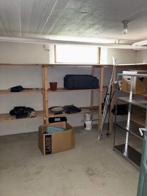 Stor bod i kjeller Galleribilde