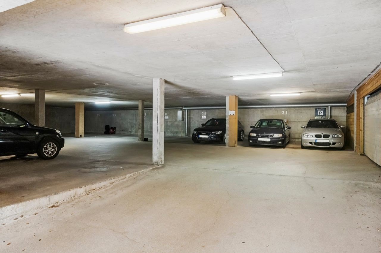 Parkering Galleribilde