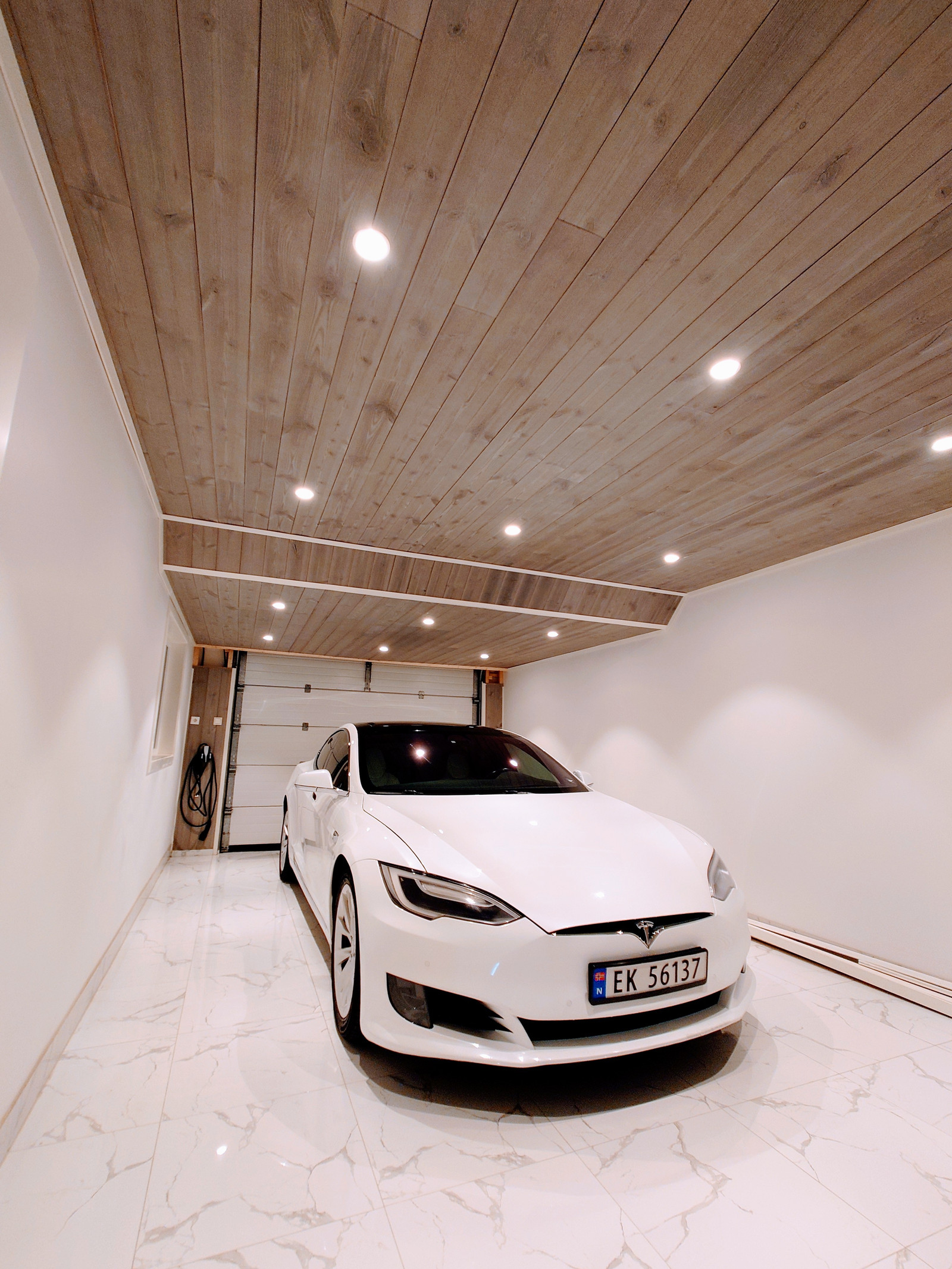 Tesla Model S 75D AWD 3