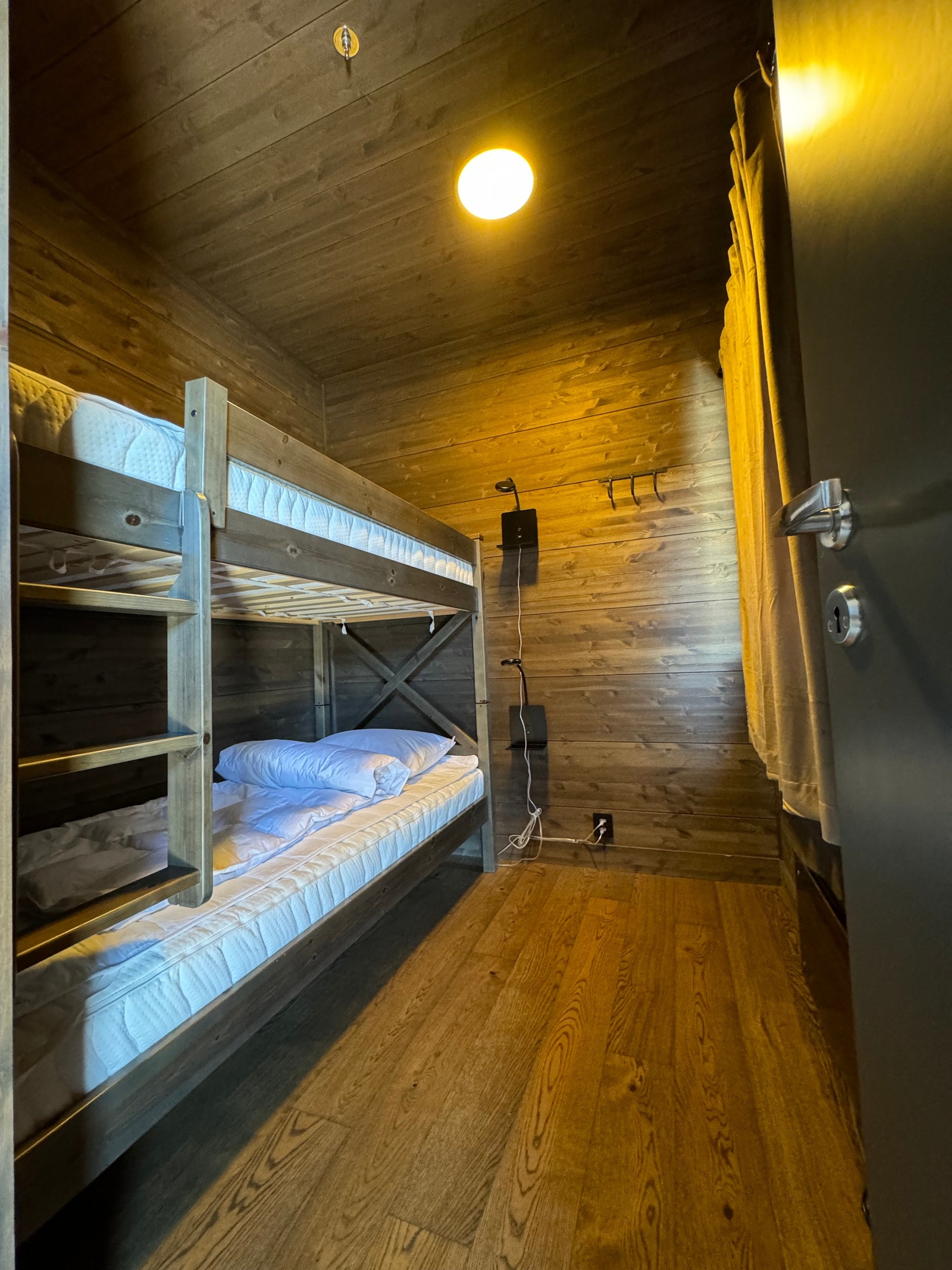 Bilder er fra lignende leilighet For avtale om visning ring Stein Plukkerud 90290303 Galleribilde