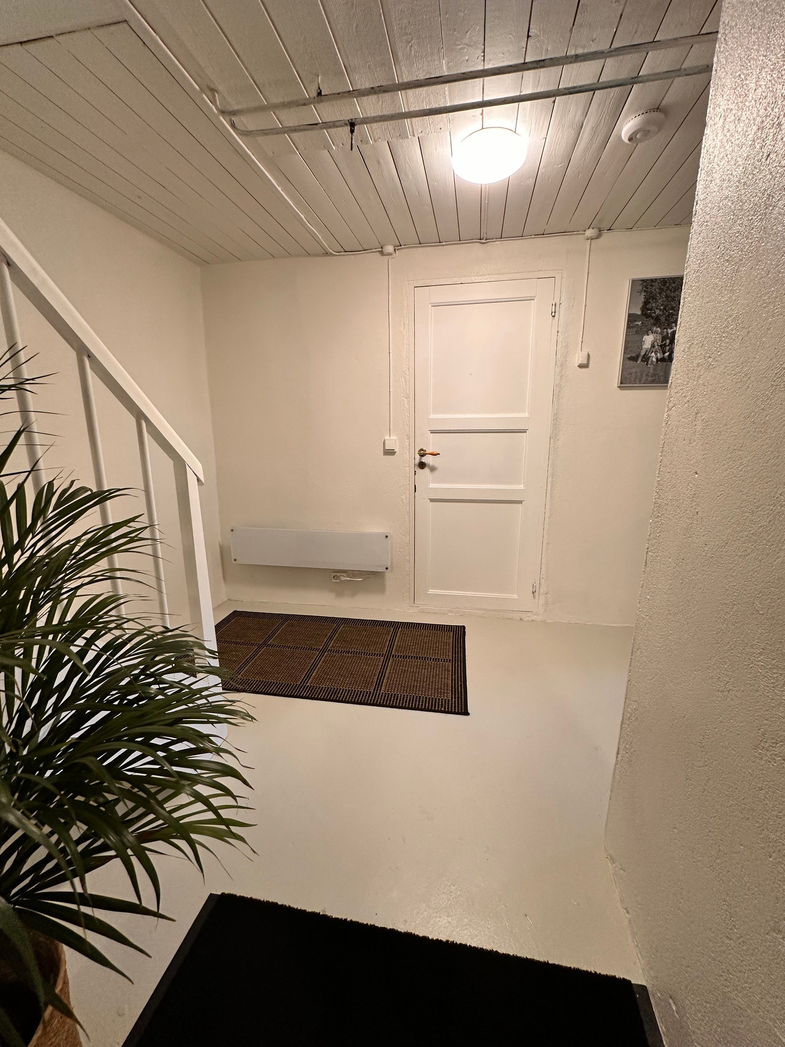 Dør inn til vaskerom Galleribilde