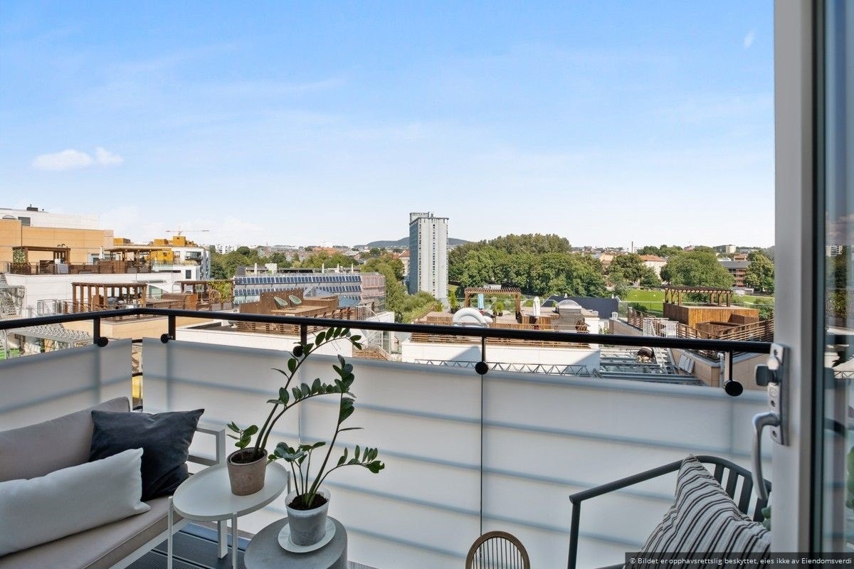 Balkong til soverom 5 (Leid ut) Galleribilde