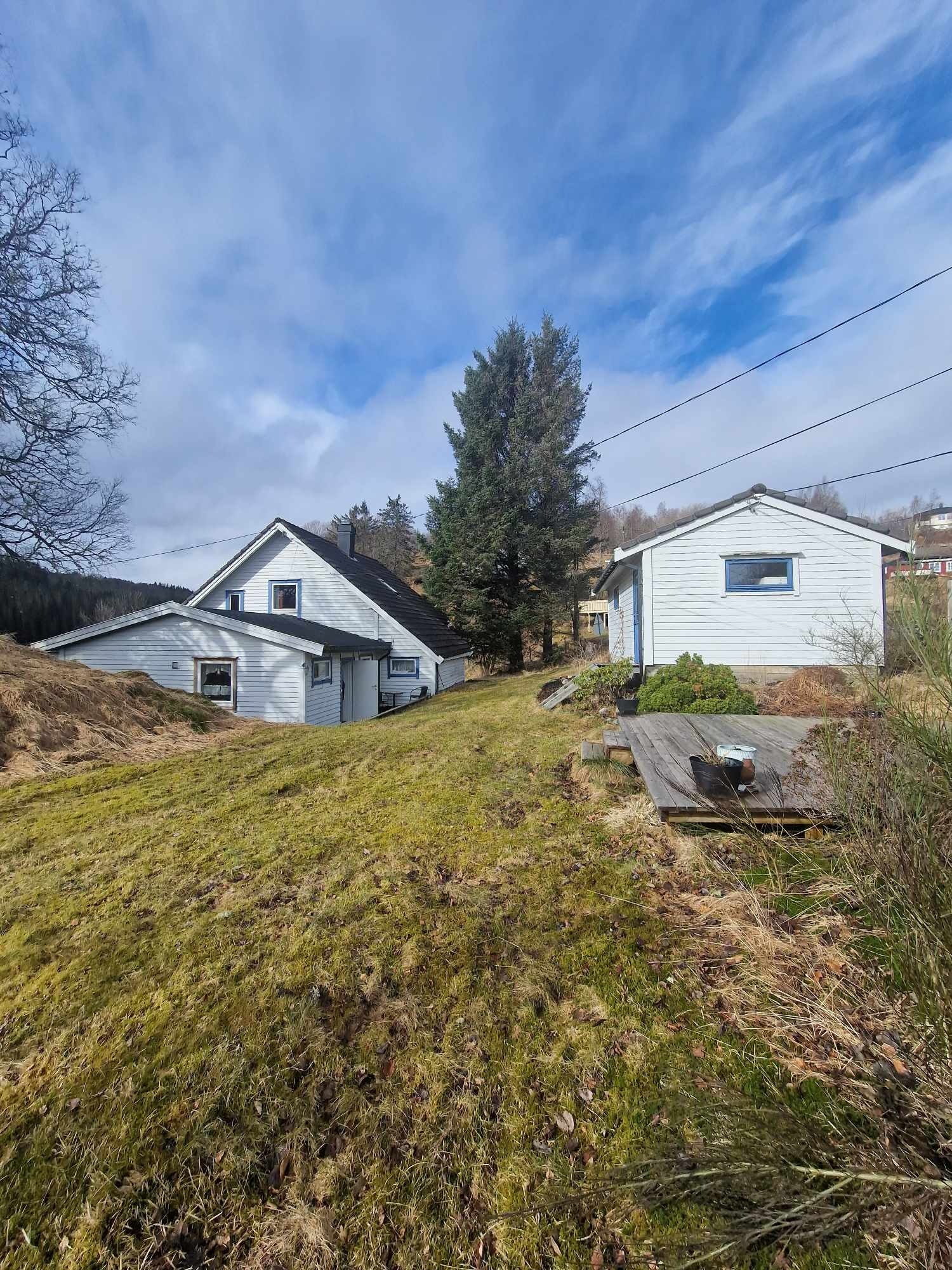 Garasjen og platting Galleribilde