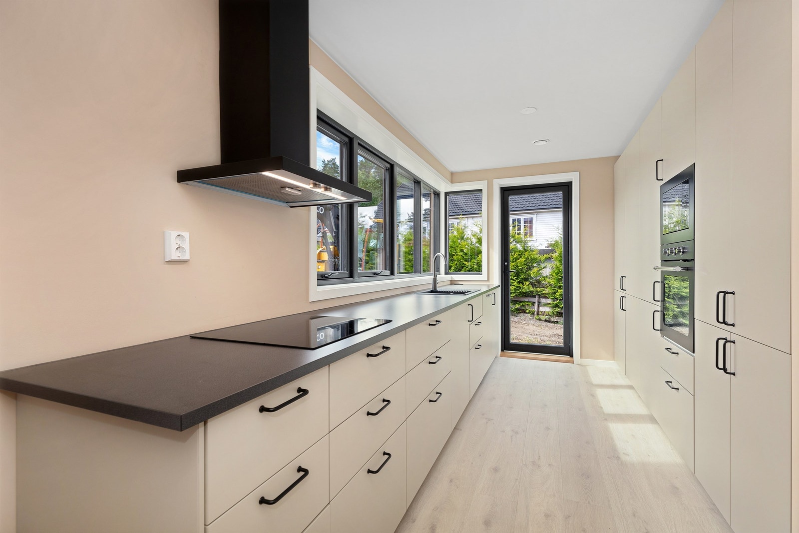 Mye lysflater Galleribilde