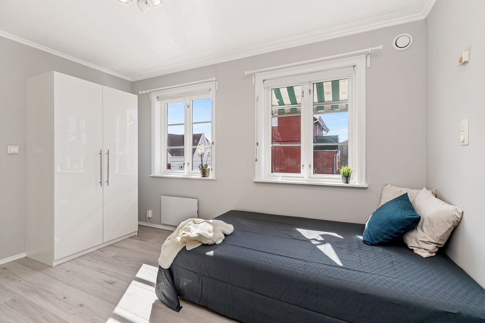 Rom 1 kr UTLEID Galleribilde