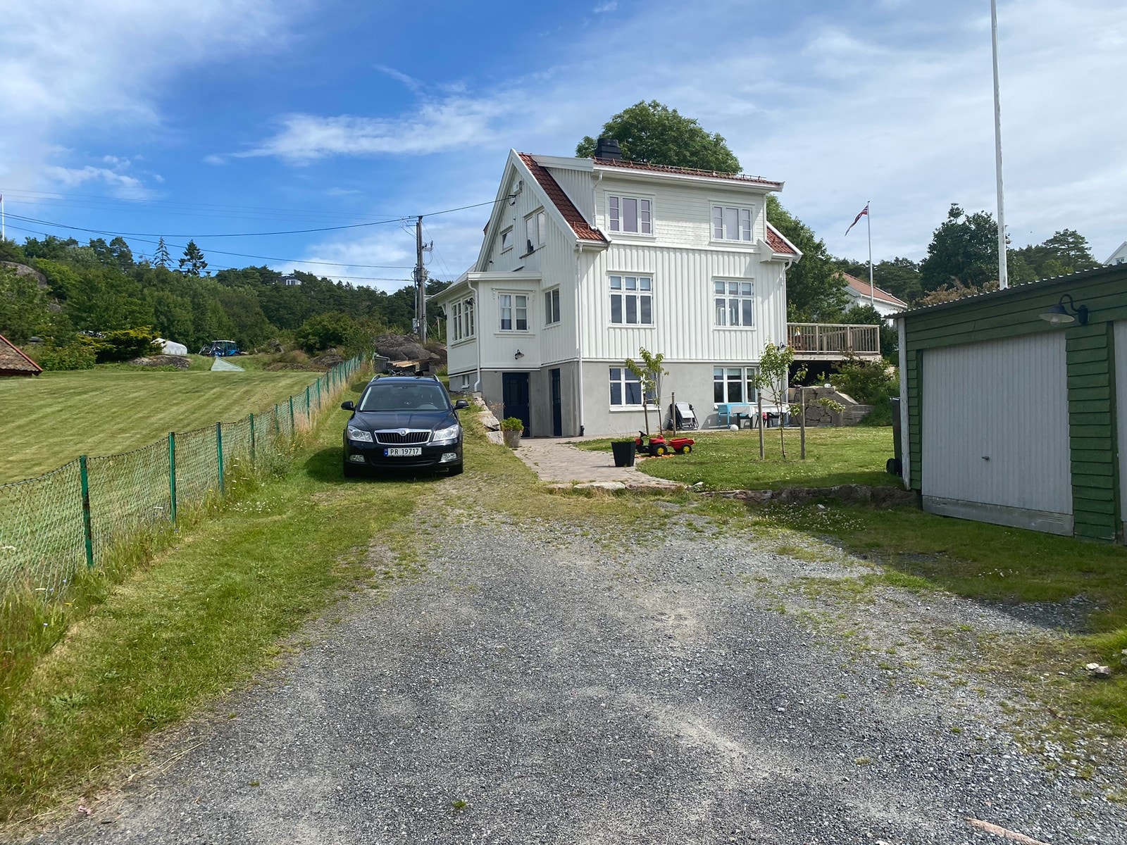 God plass til parkering. Galleribilde