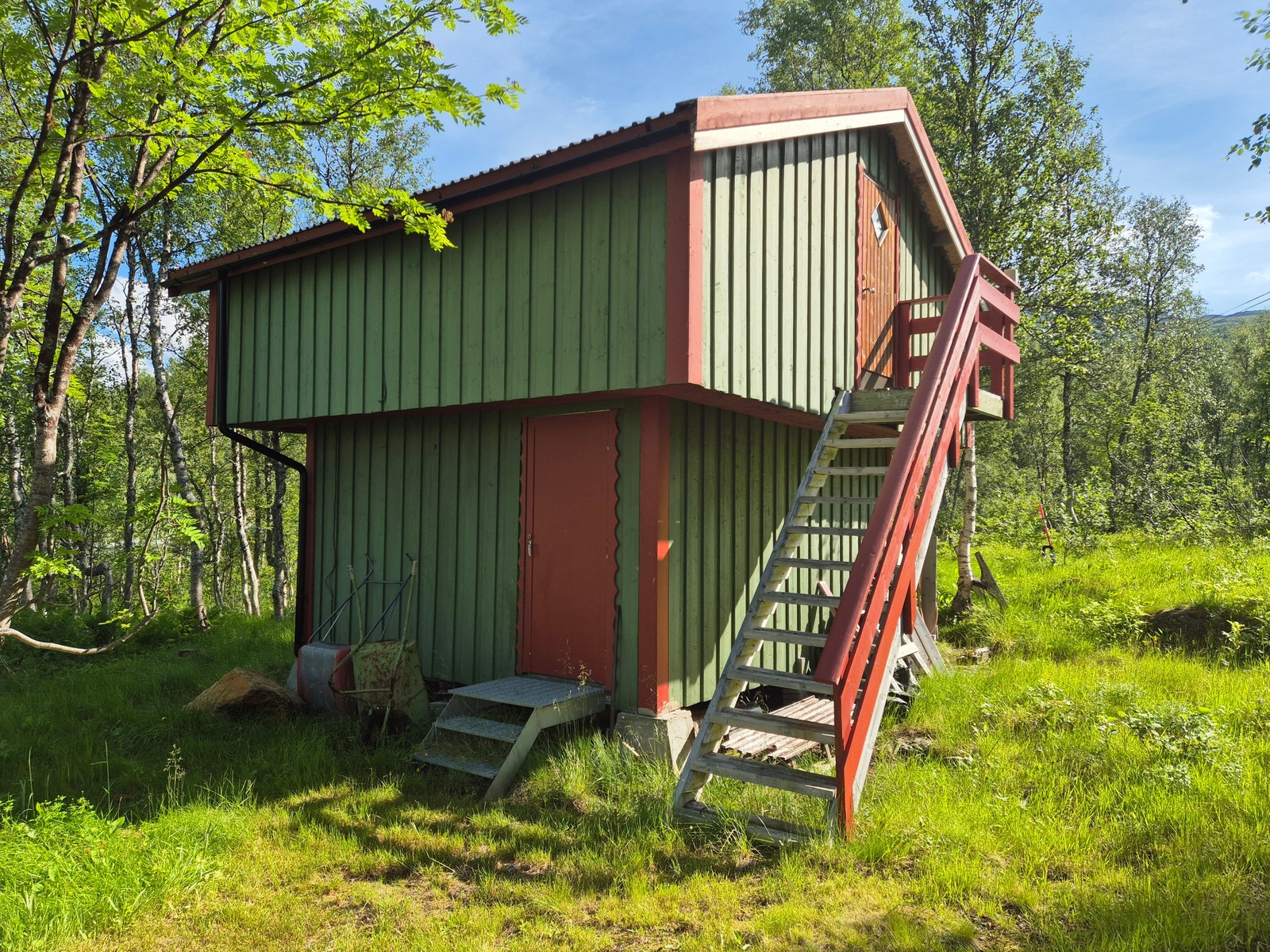 Uthus/aneks Galleribilde