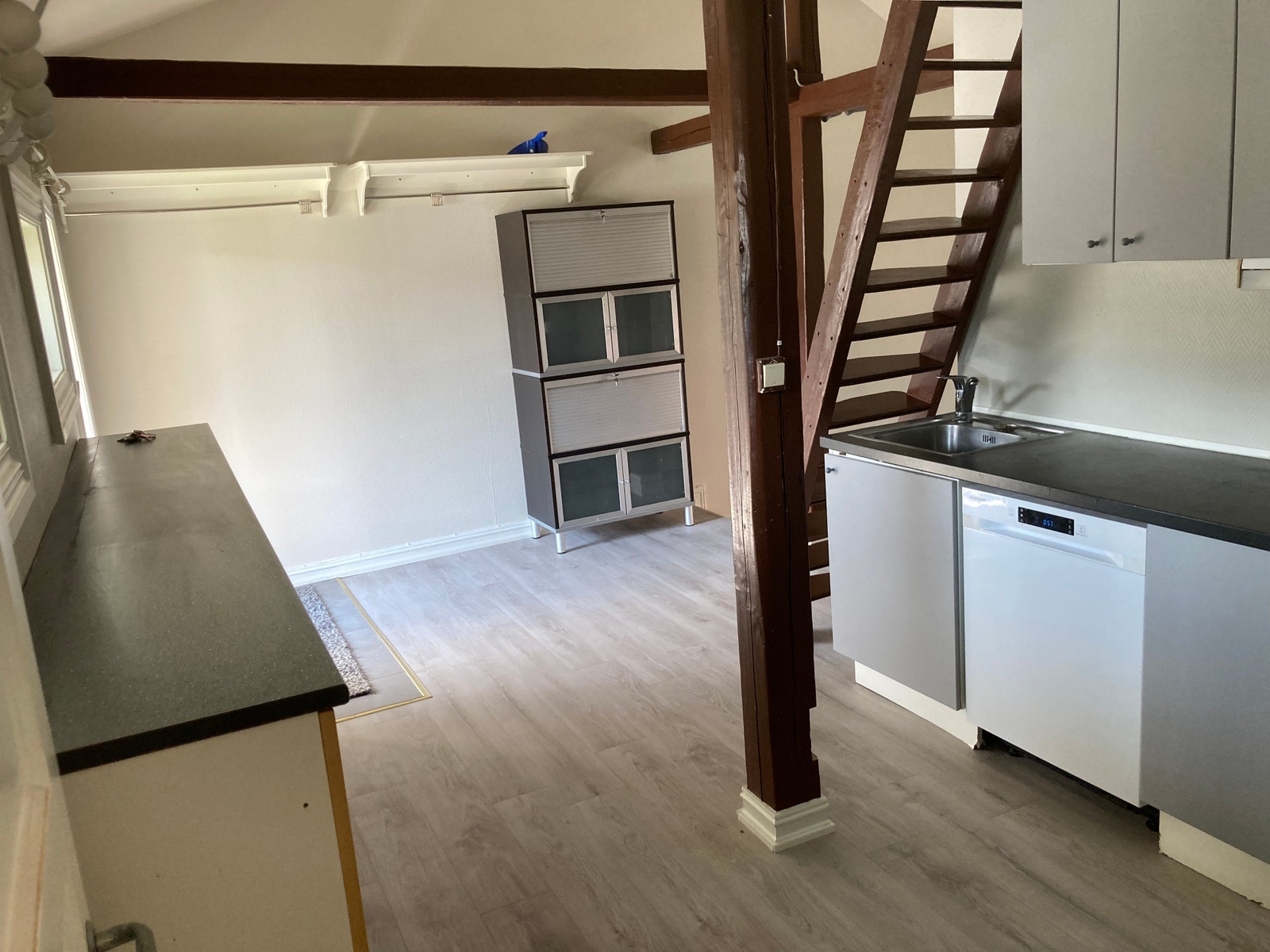 Kjøkken mot stue Galleribilde