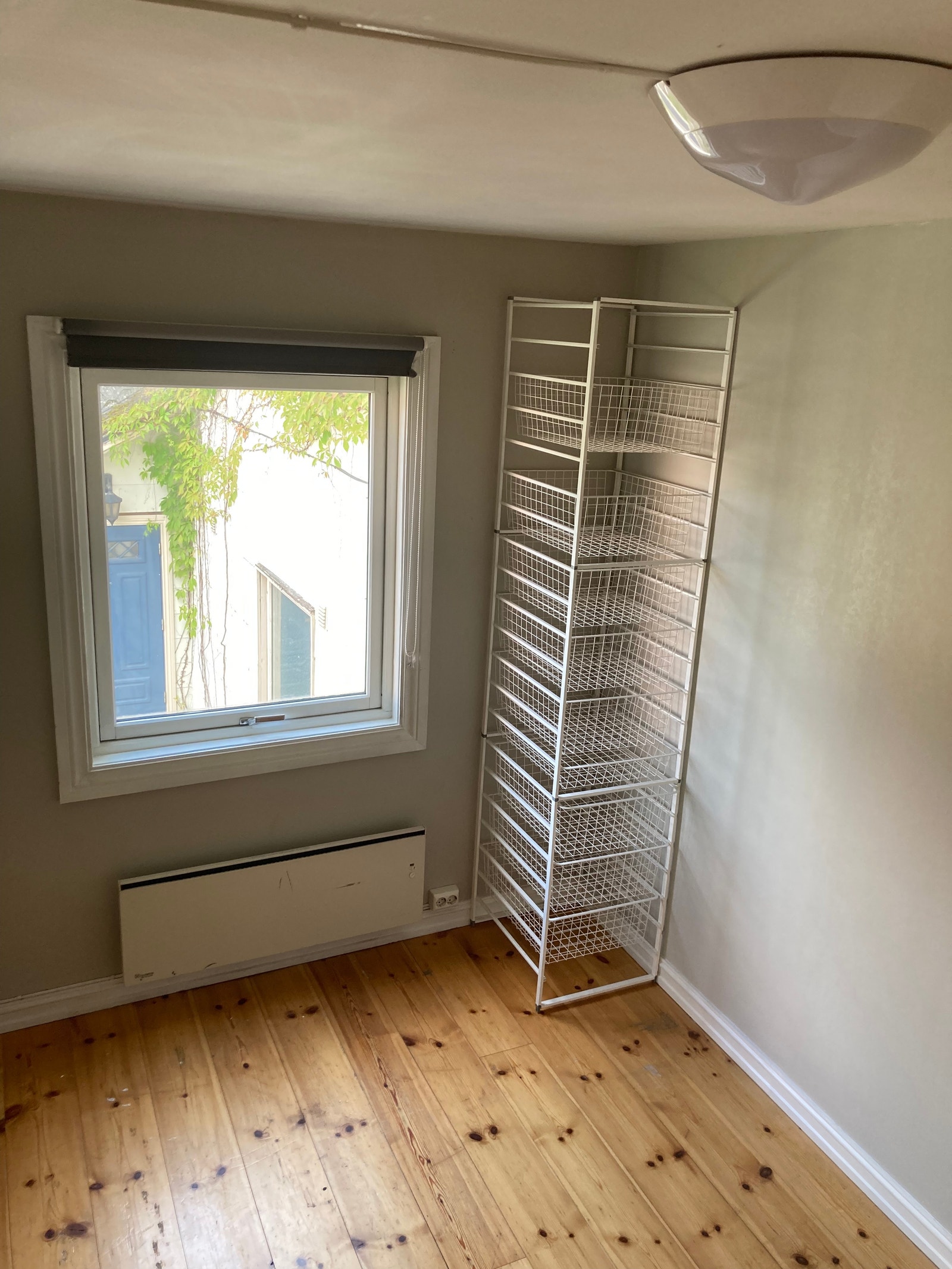 Sov (trådhyller kan medfølge etter ønske) Galleribilde