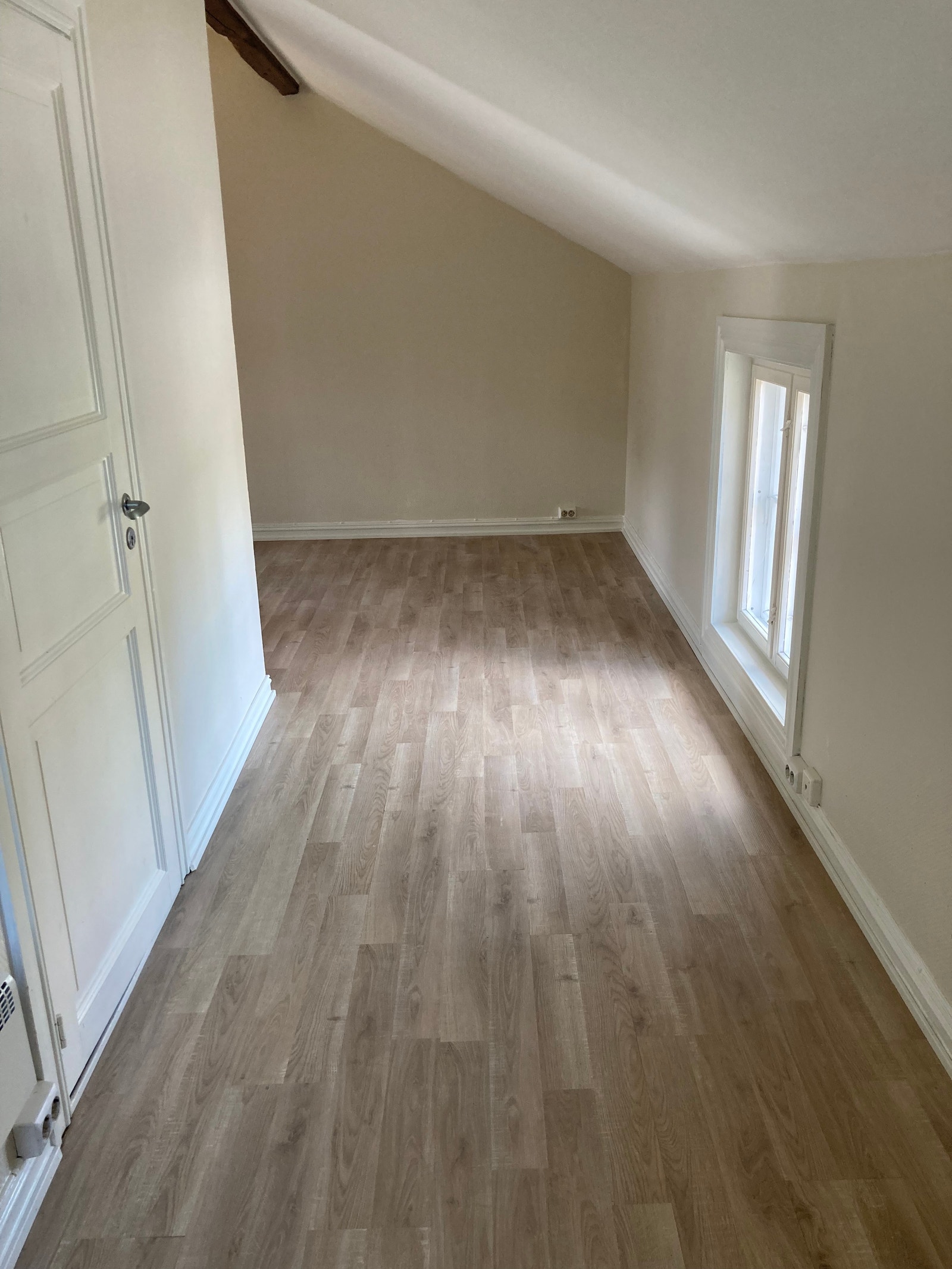 Stuedel mot stue Galleribilde