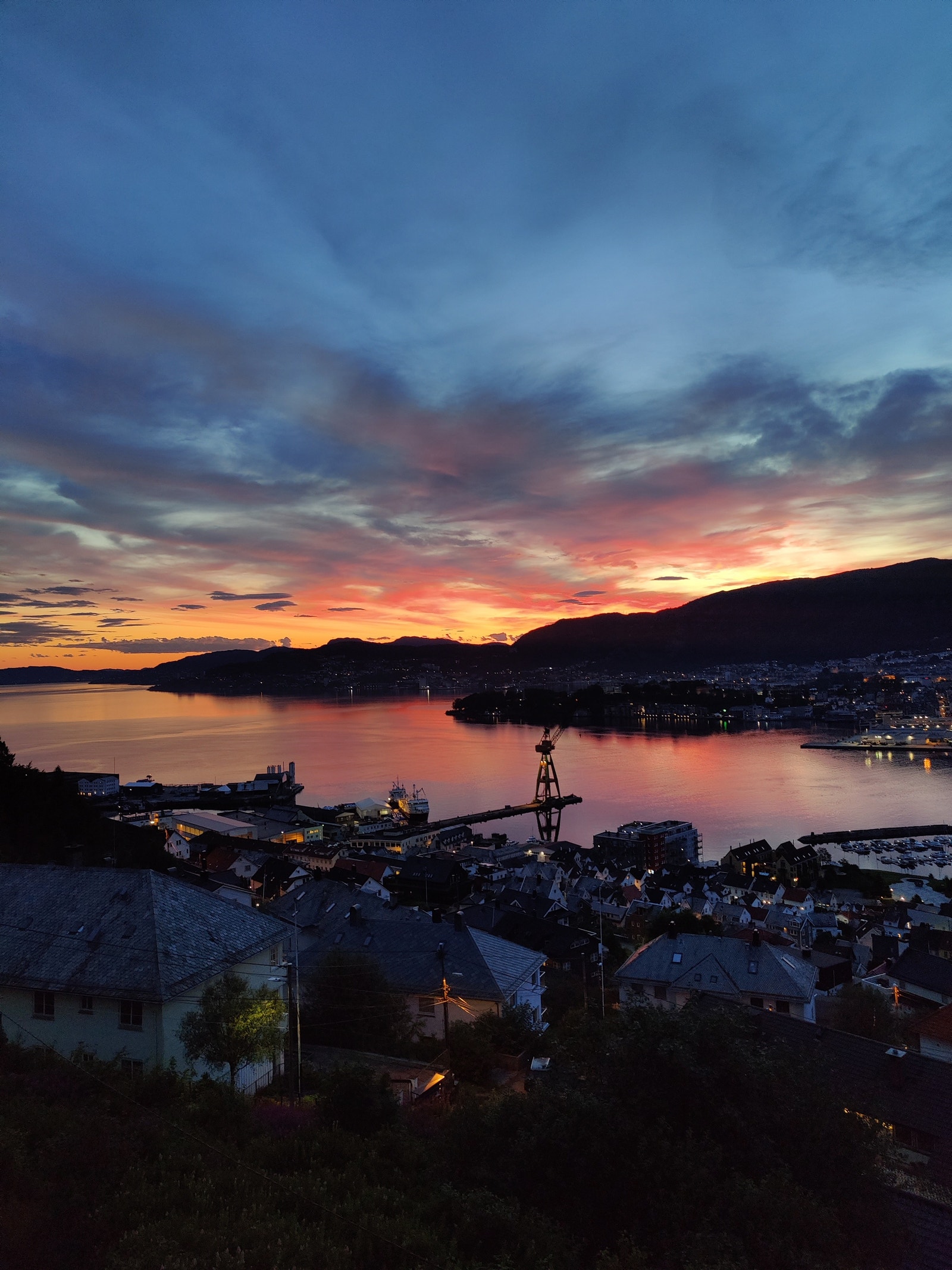 Utsikt frå terrasse Galleribilde