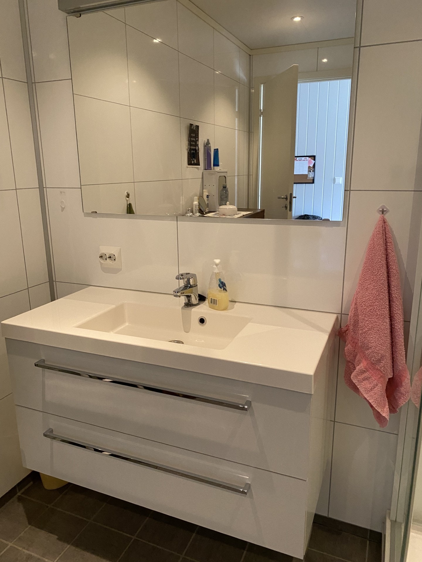 Fint bad med fliser Galleribilde