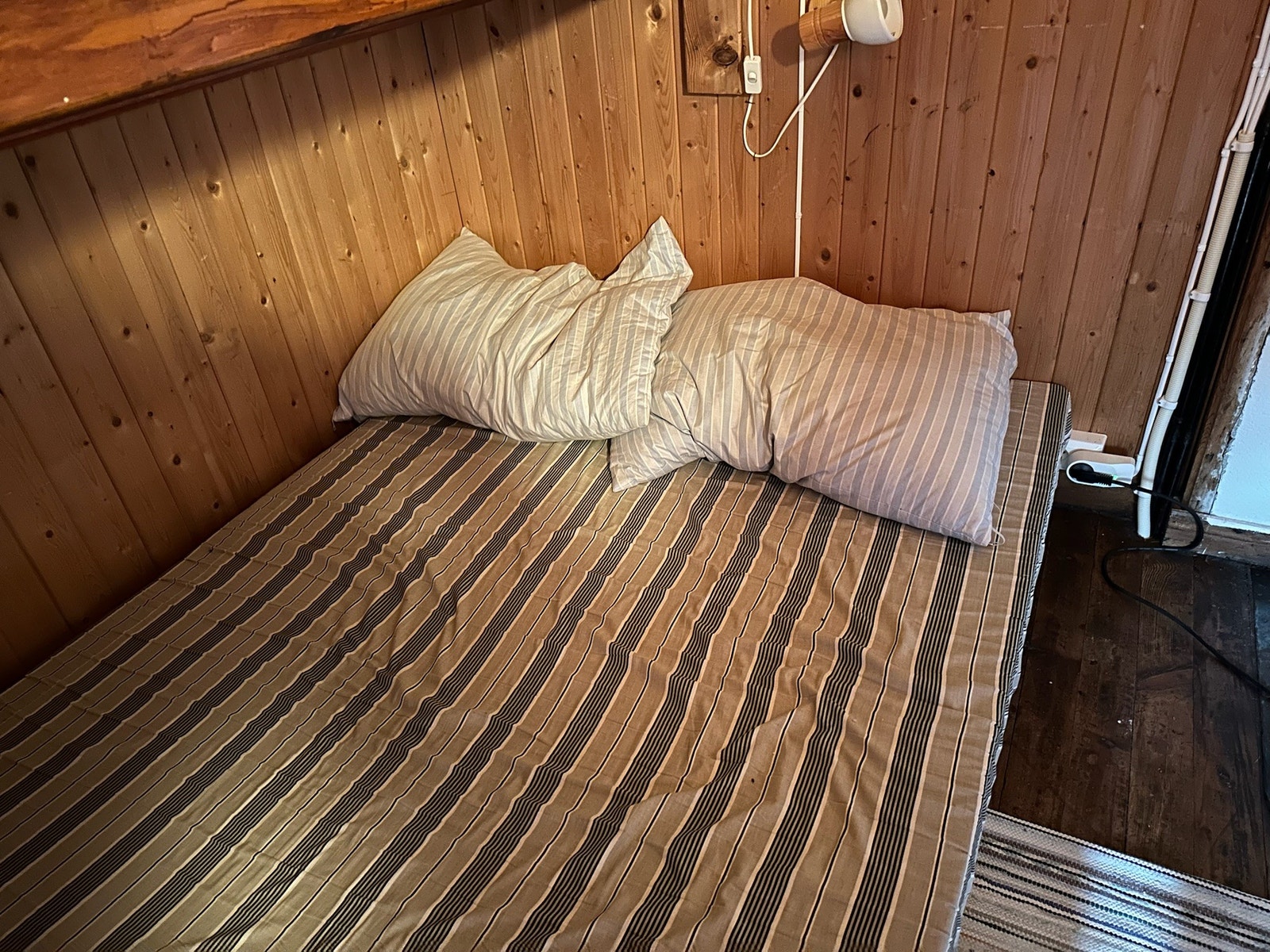 Underkøye, arka Galleribilde