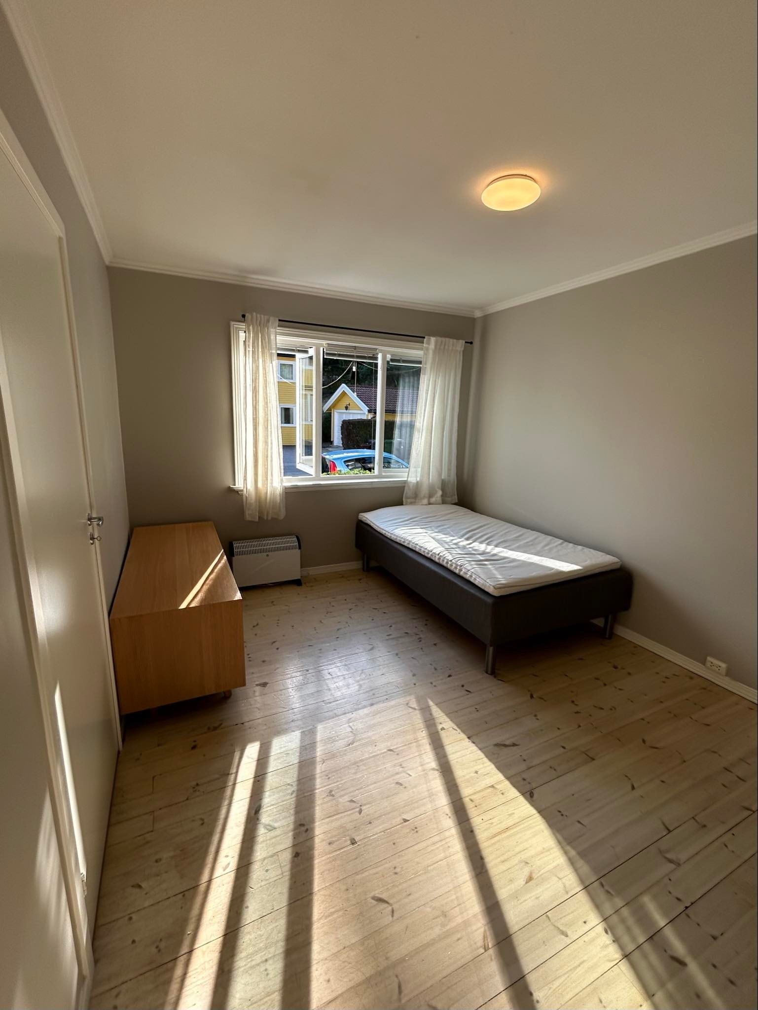 Soverom 1 - UTLEID Galleribilde