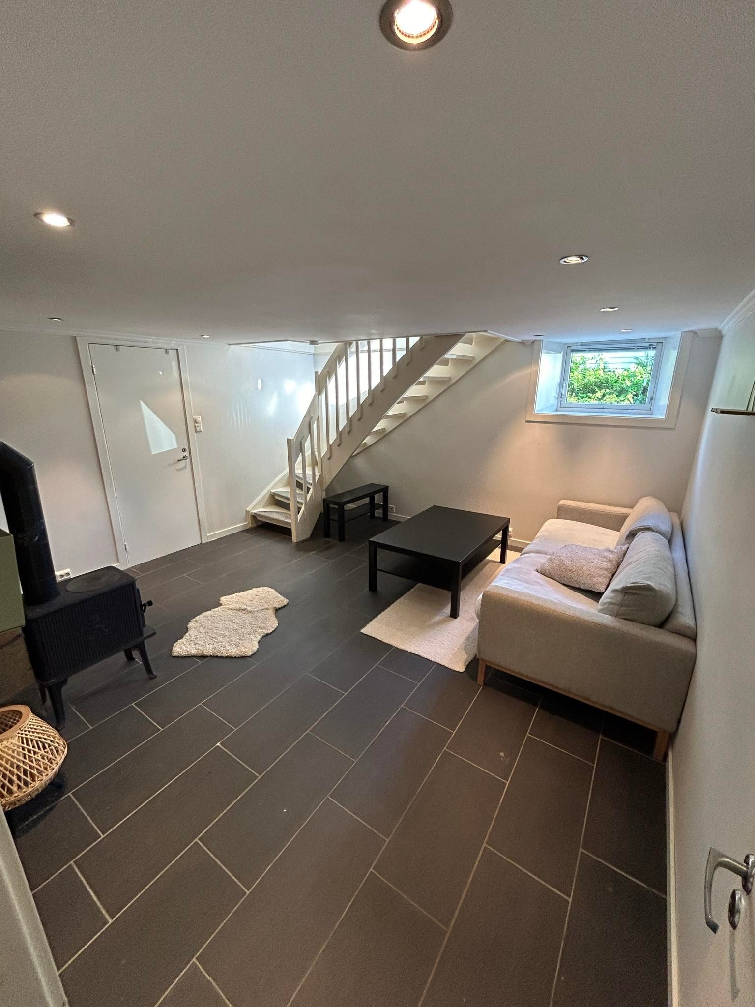 Kjellerstue Galleribilde