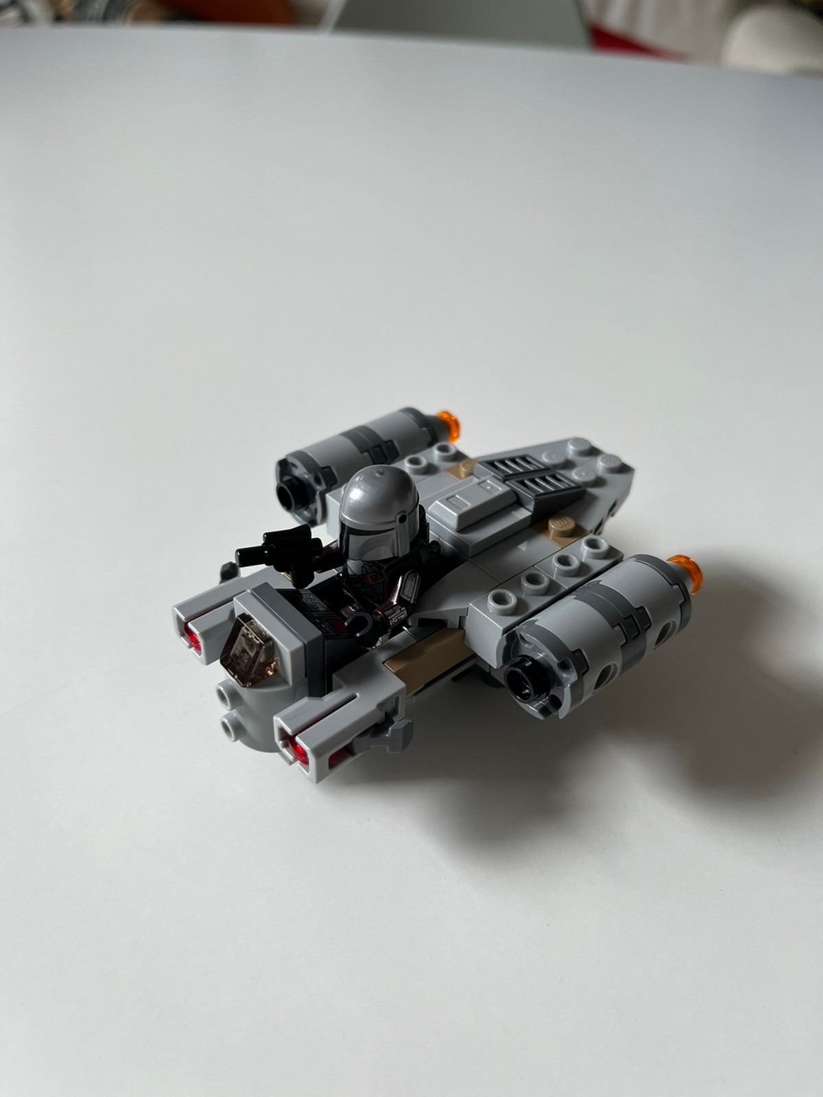 Lego razor crest prisjakt hotsell