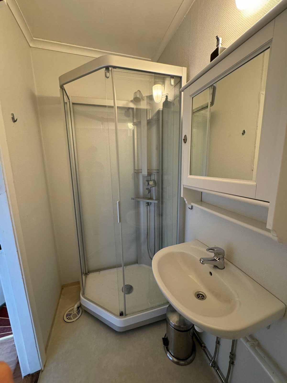 Bad med dusj Galleribilde