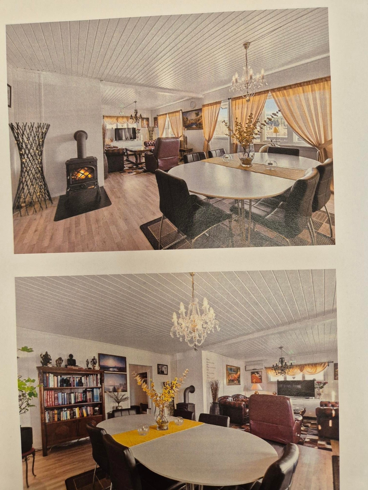 Bilder fra tidligere salgsoppgave for å illustrere. Huset er pr. i dag ikke møblert og klart til innflytting.
Stue Galleribilde