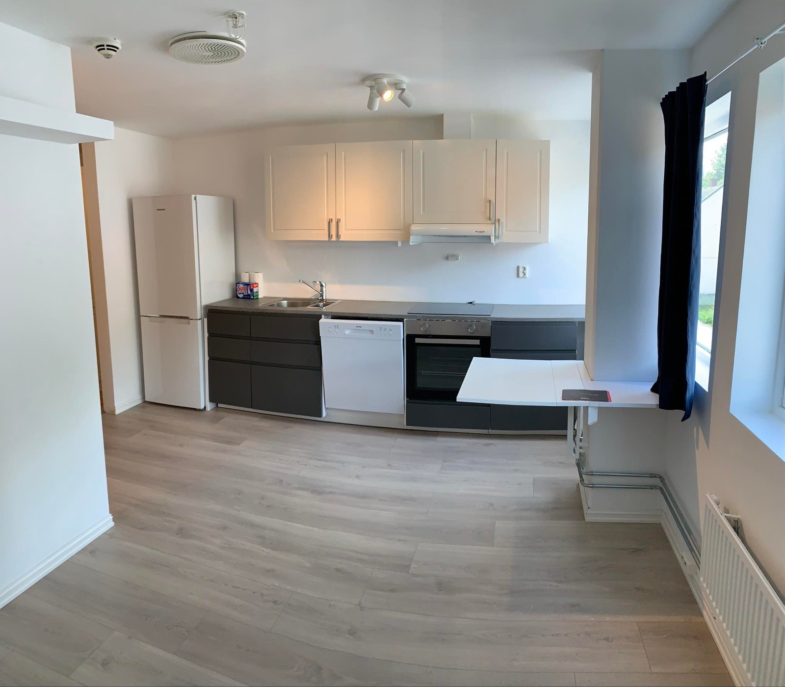 Lys og moderne Galleribilde