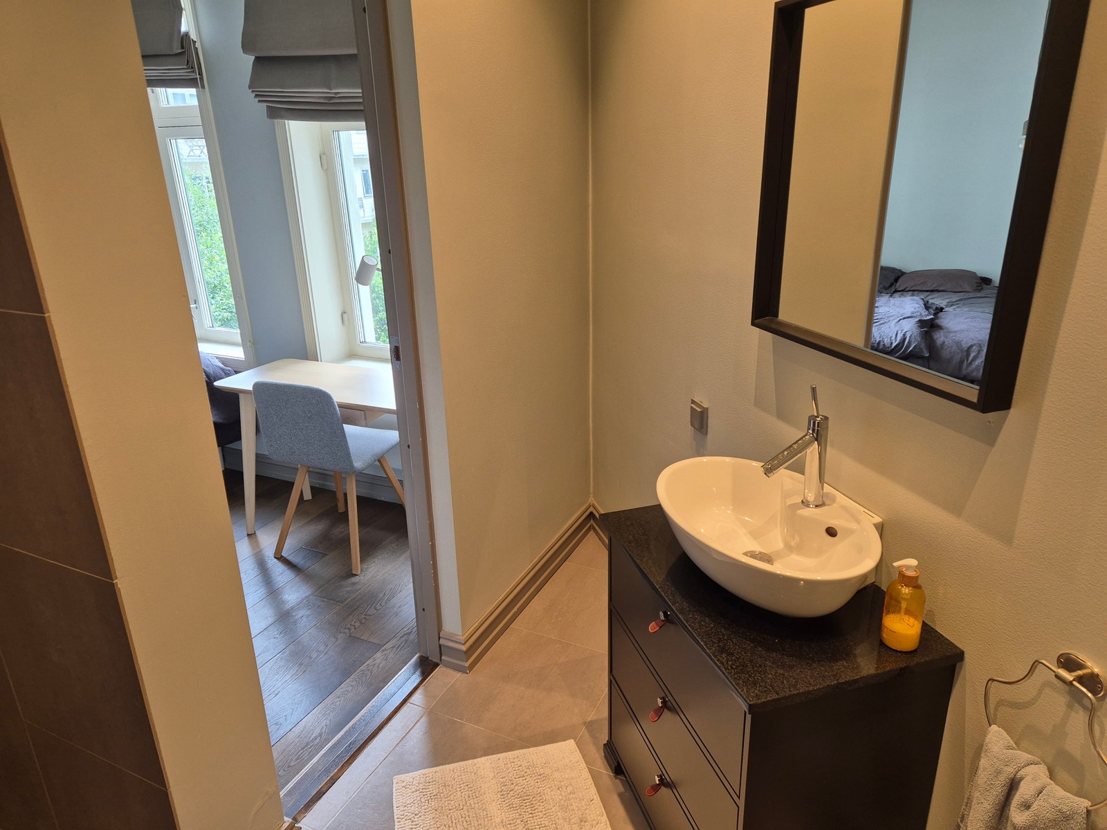 Direkte adkomst fra bad til soverom Galleribilde