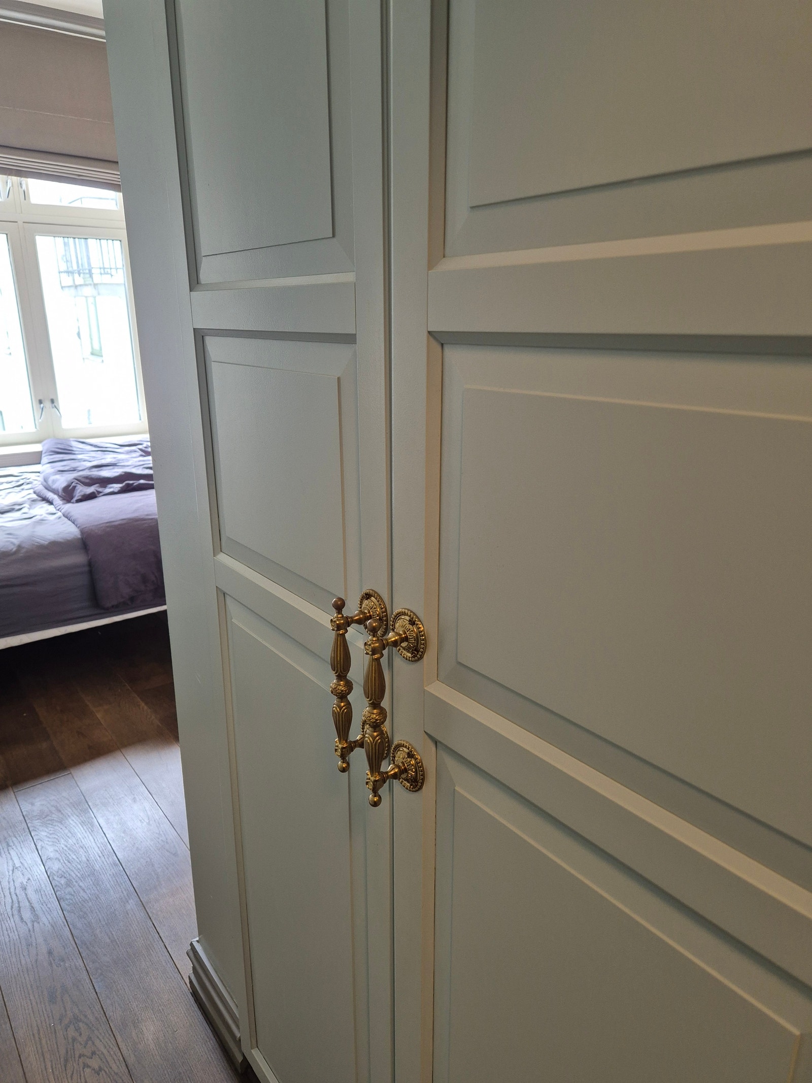 Eget skap på rommet Galleribilde