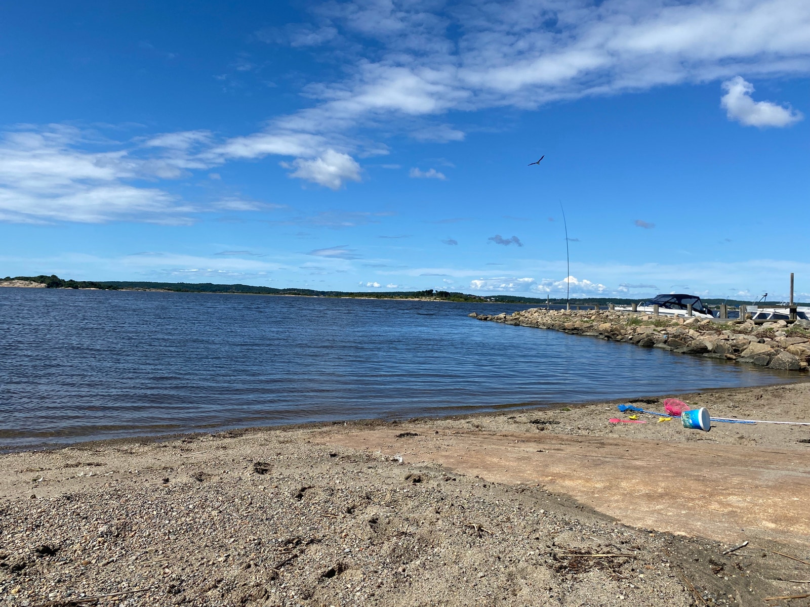 Strand ca 200 meter unna Galleribilde