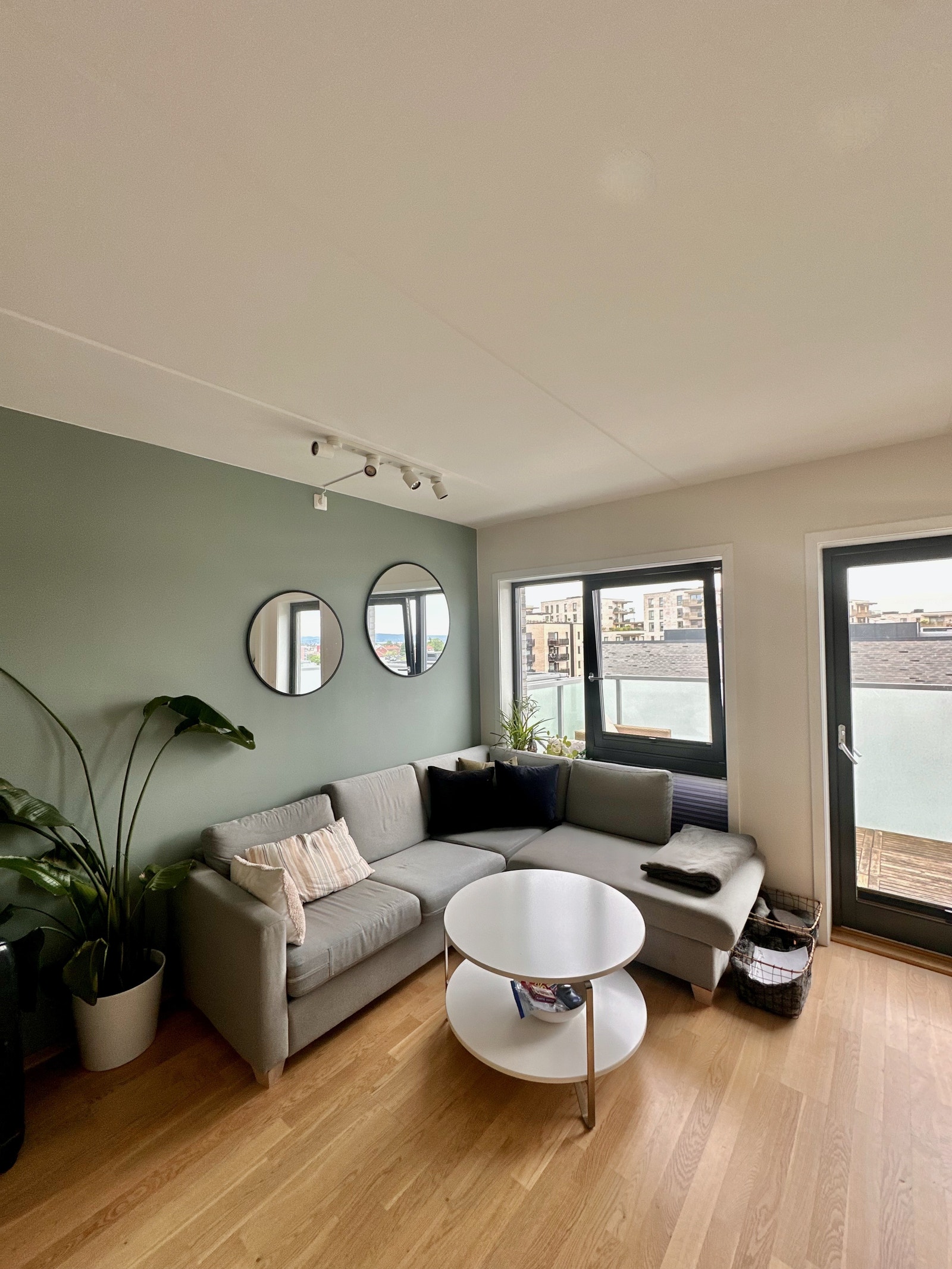 Oppdatert bilde med dagens sofabord Galleribilde