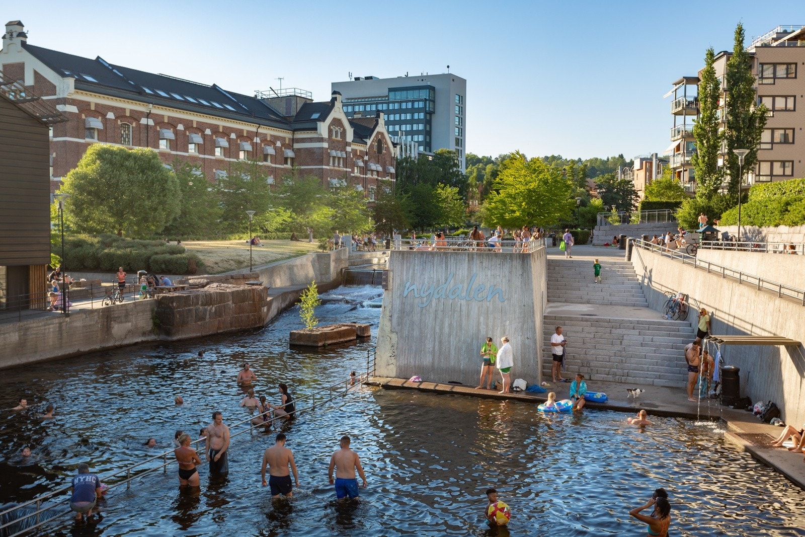 Badeplassen i Nydalen Galleribilde