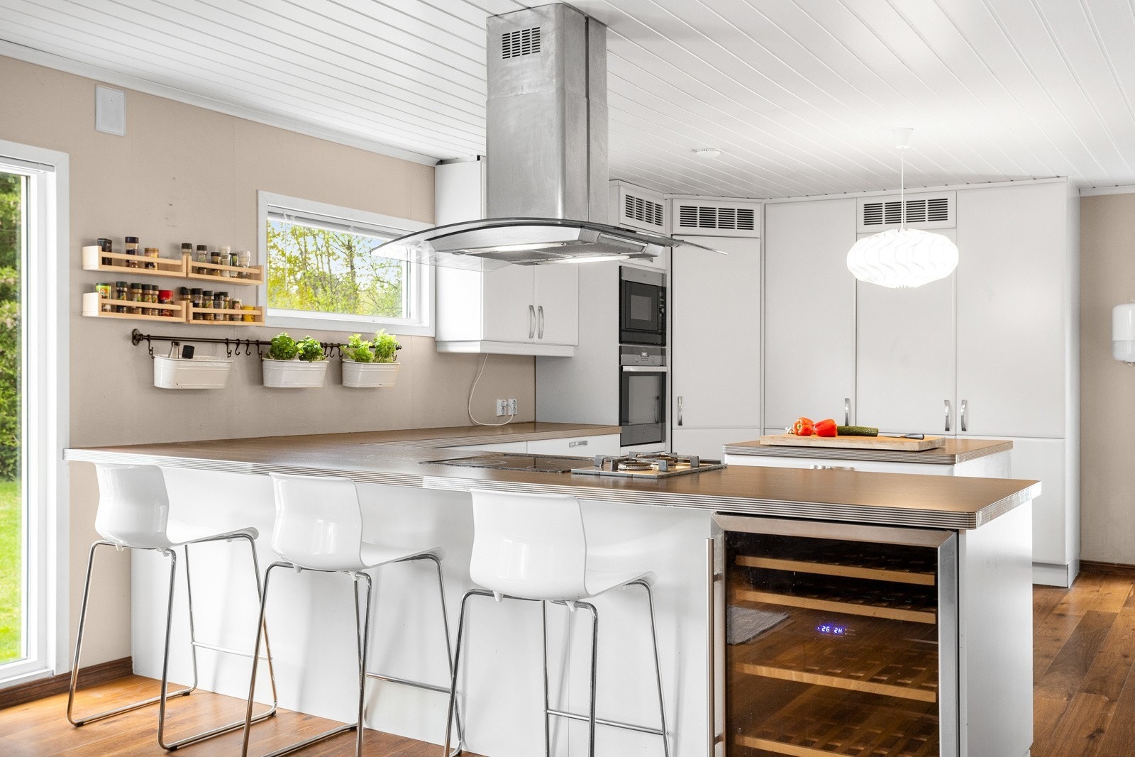 Veldig stort kjøkken Galleribilde