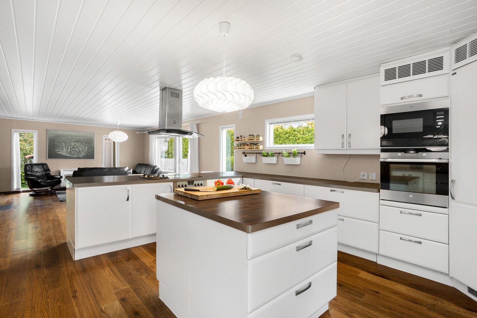 Kjøkken med alt du trenger Galleribilde