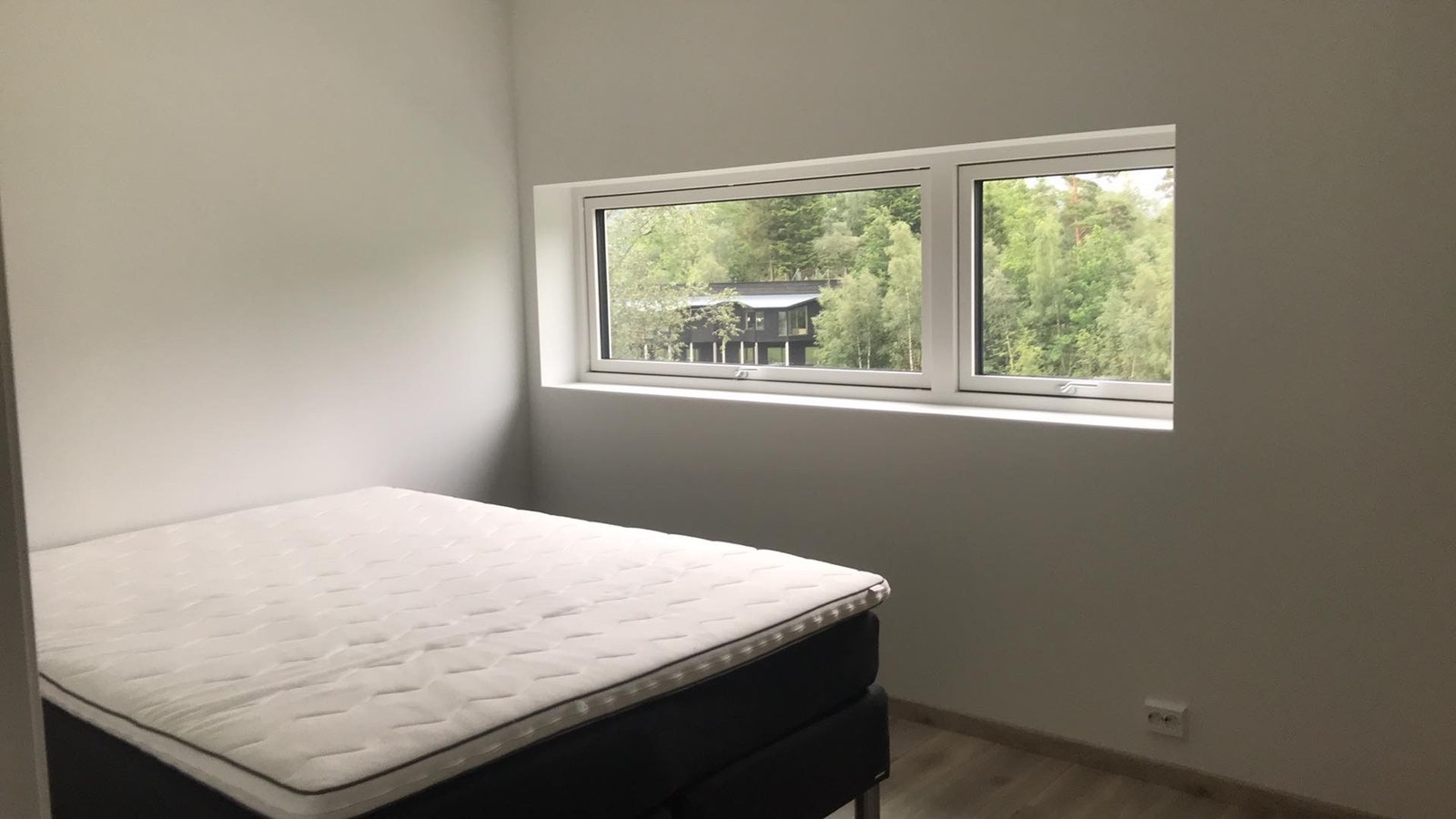 Soverom 3 av 3 med seng 150*200 Galleribilde