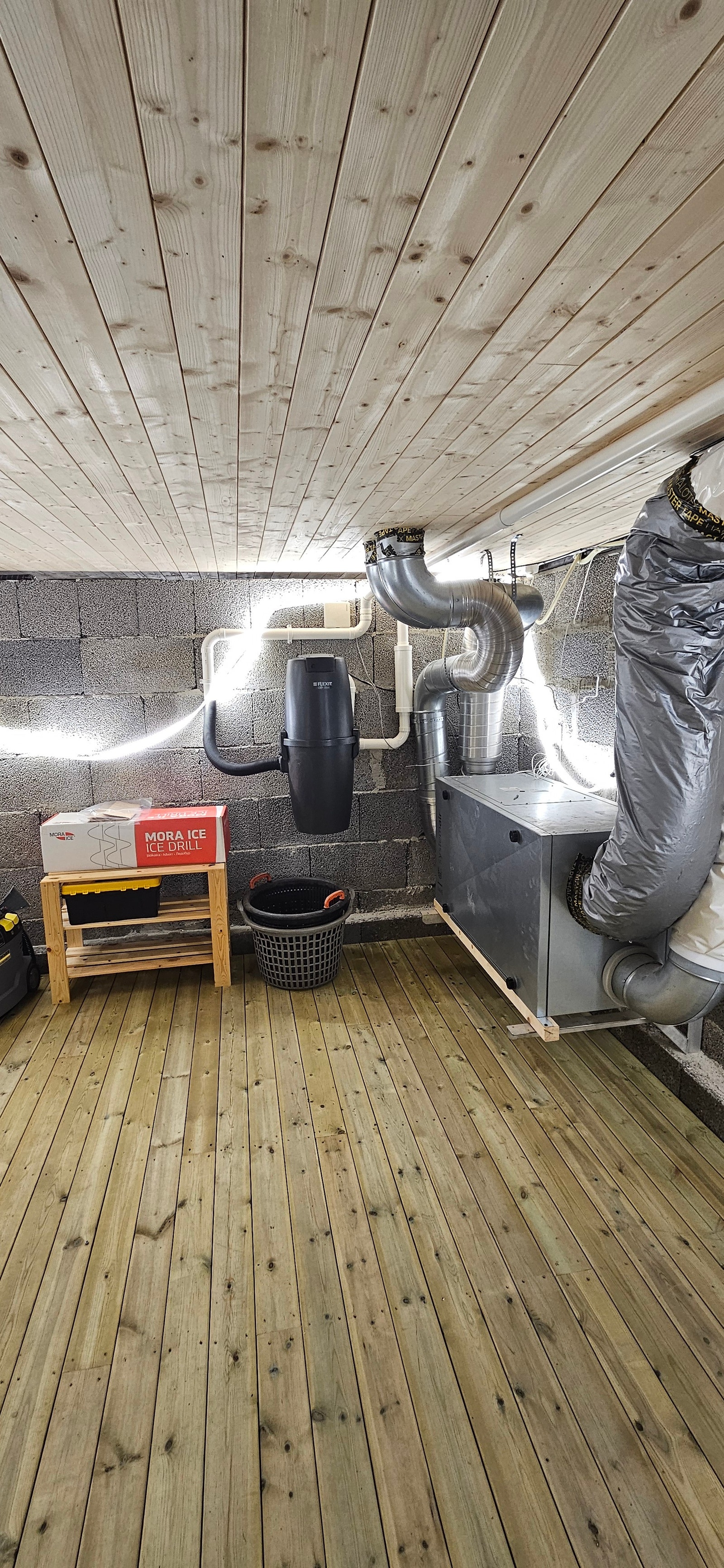 Ventilasjon/ sentralstøvsuger kjeller Galleribilde