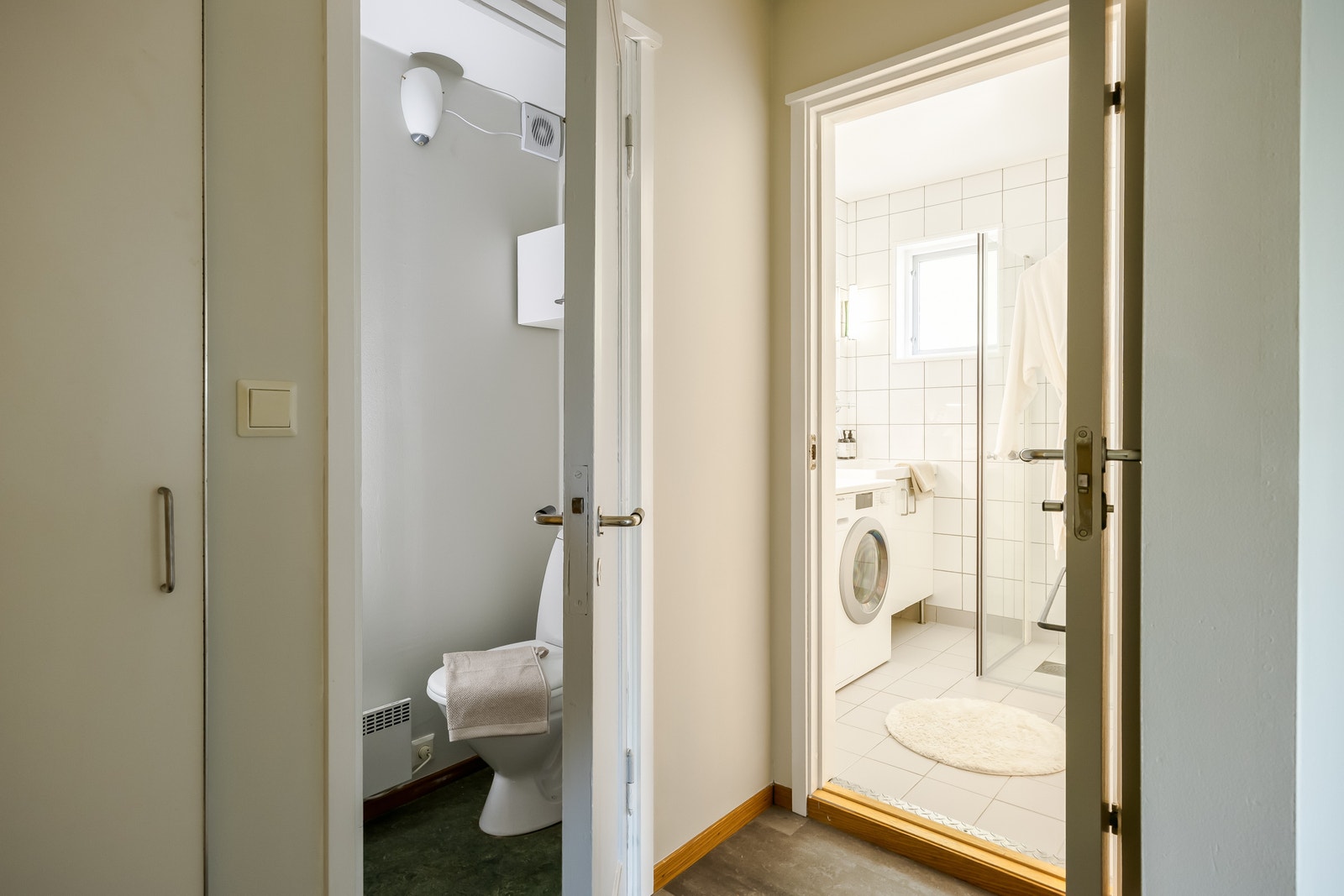 Toalettrom Galleribilde