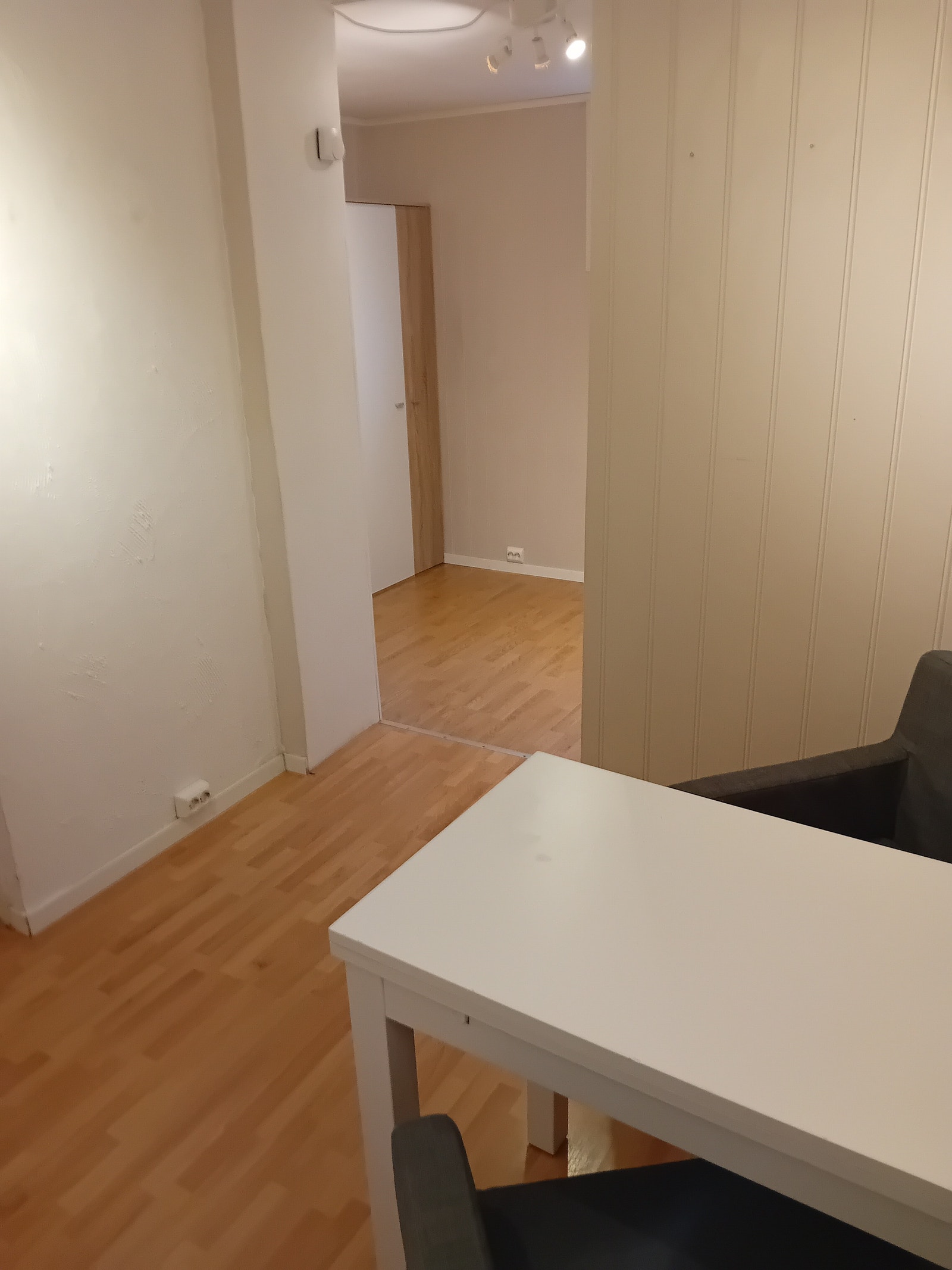 Bilde fra kjøkken/studie til soverom/opphold Galleribilde