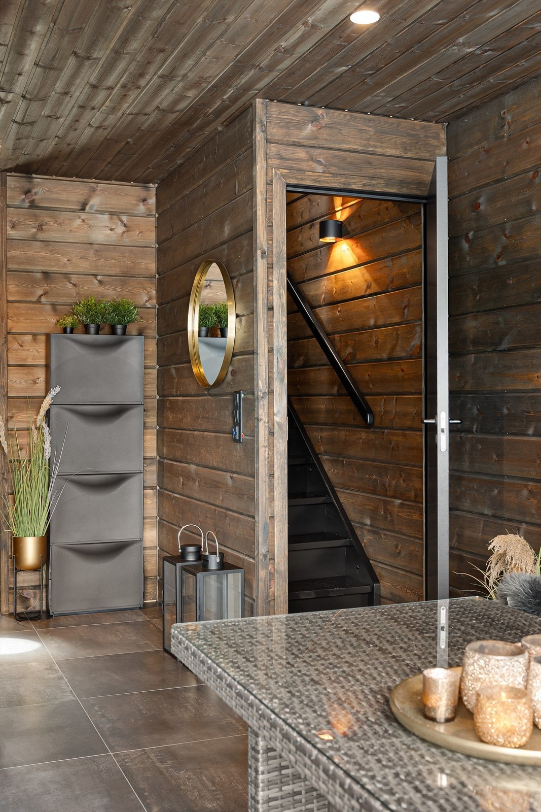 Trapp opp til loft Galleribilde