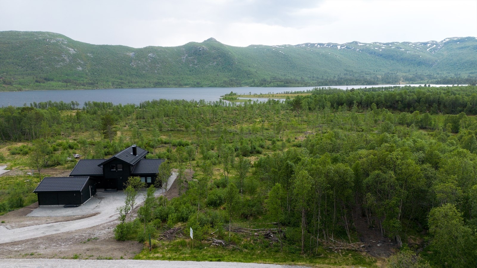 Ustedalsfjorden i umiddelbar nærhet Galleribilde