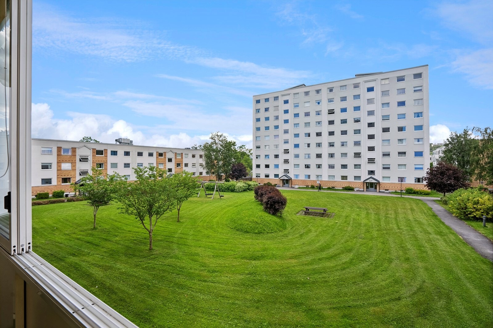 Balkongen er vendt mot rolige fellesarealer. Galleribilde