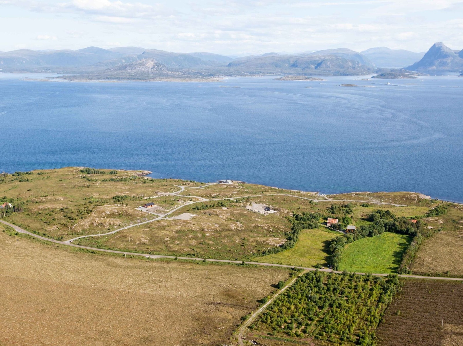 Dronefoto over området Galleribilde