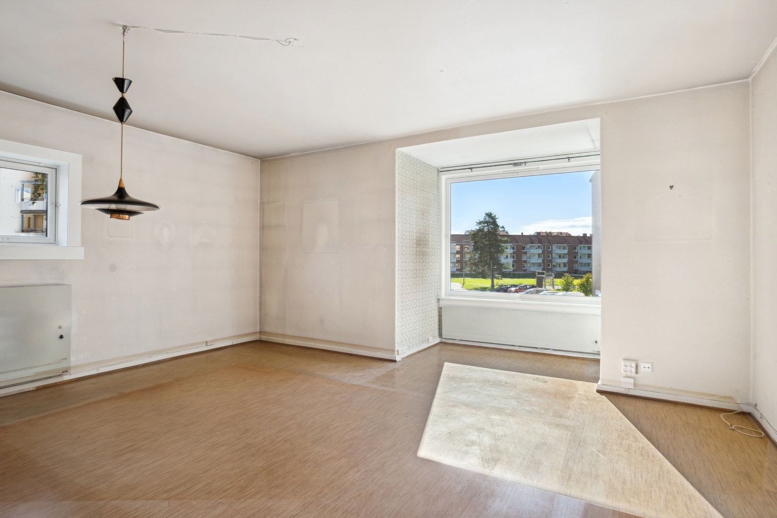 Fra stue er det utgang til balkong. Galleribilde