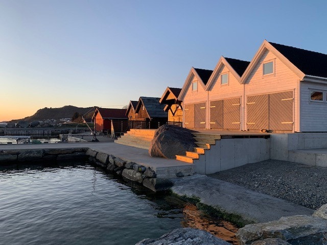 Her får man svært gode uteområder, med nydelig utsikt og fantastiske solforhold i idylliske omgivelser. Galleribilde