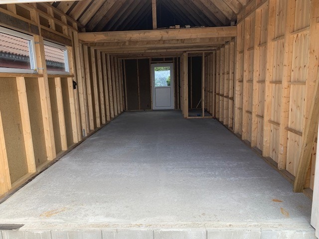 Naustene er uinnredet og klar for egeninnsats. Galleribilde