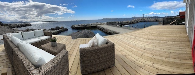 Håbakk er et populært boligområde med flotte friområder og badeplass vis a vis. Kort vei til det meste! Galleribilde