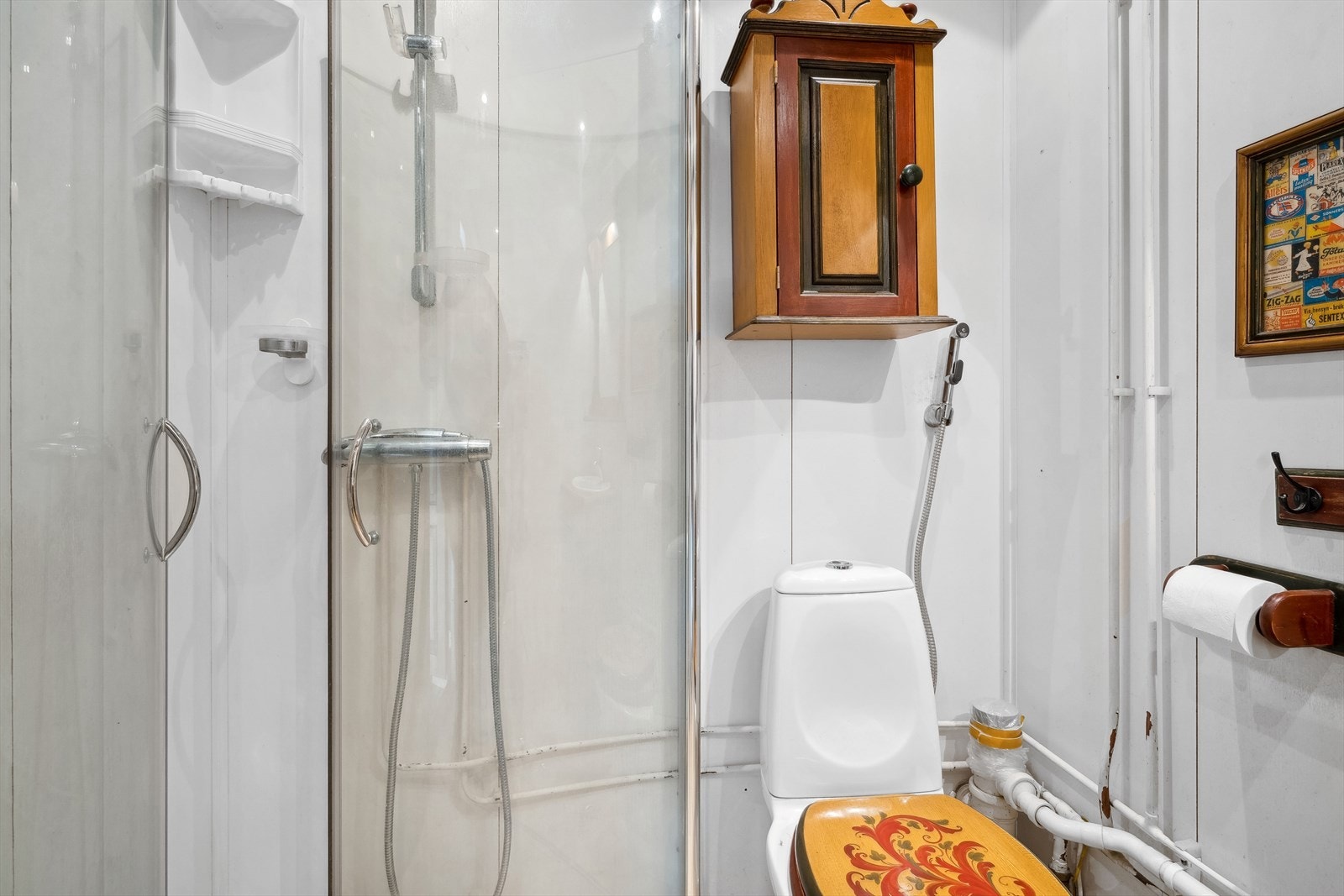 Det er ikke så stort bad, men du har det du trenger Galleribilde