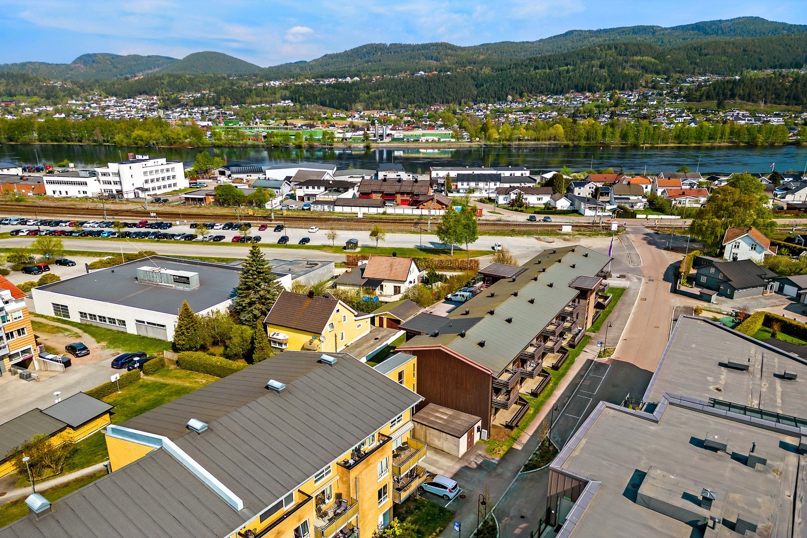 Hyggelig område i sentrum av Mjøndalen Galleribilde