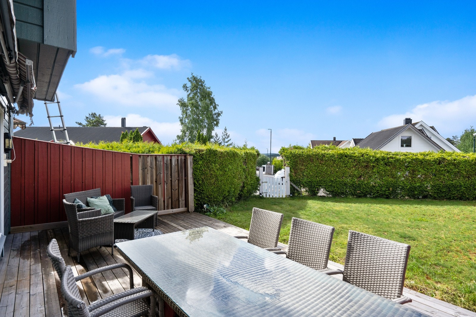 Her har man gode solforhold og god plass til sittegrupper. Galleribilde