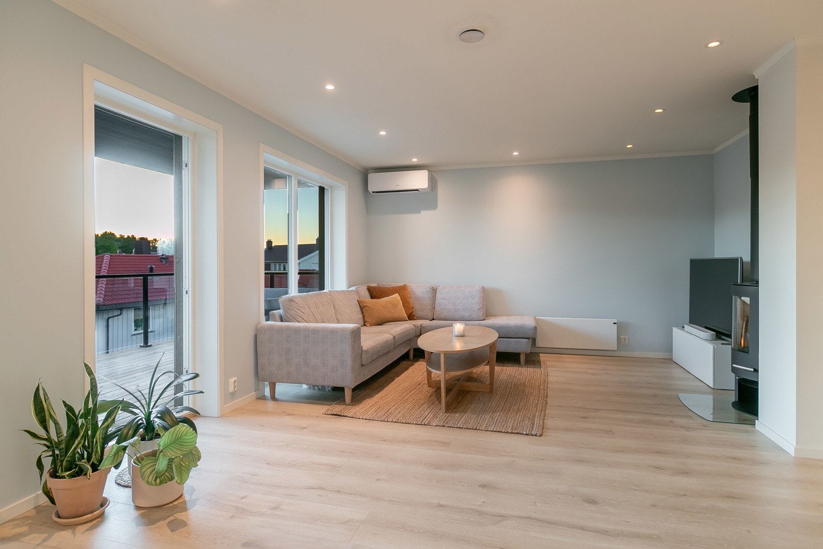 Pene gulv og vedovn Galleribilde