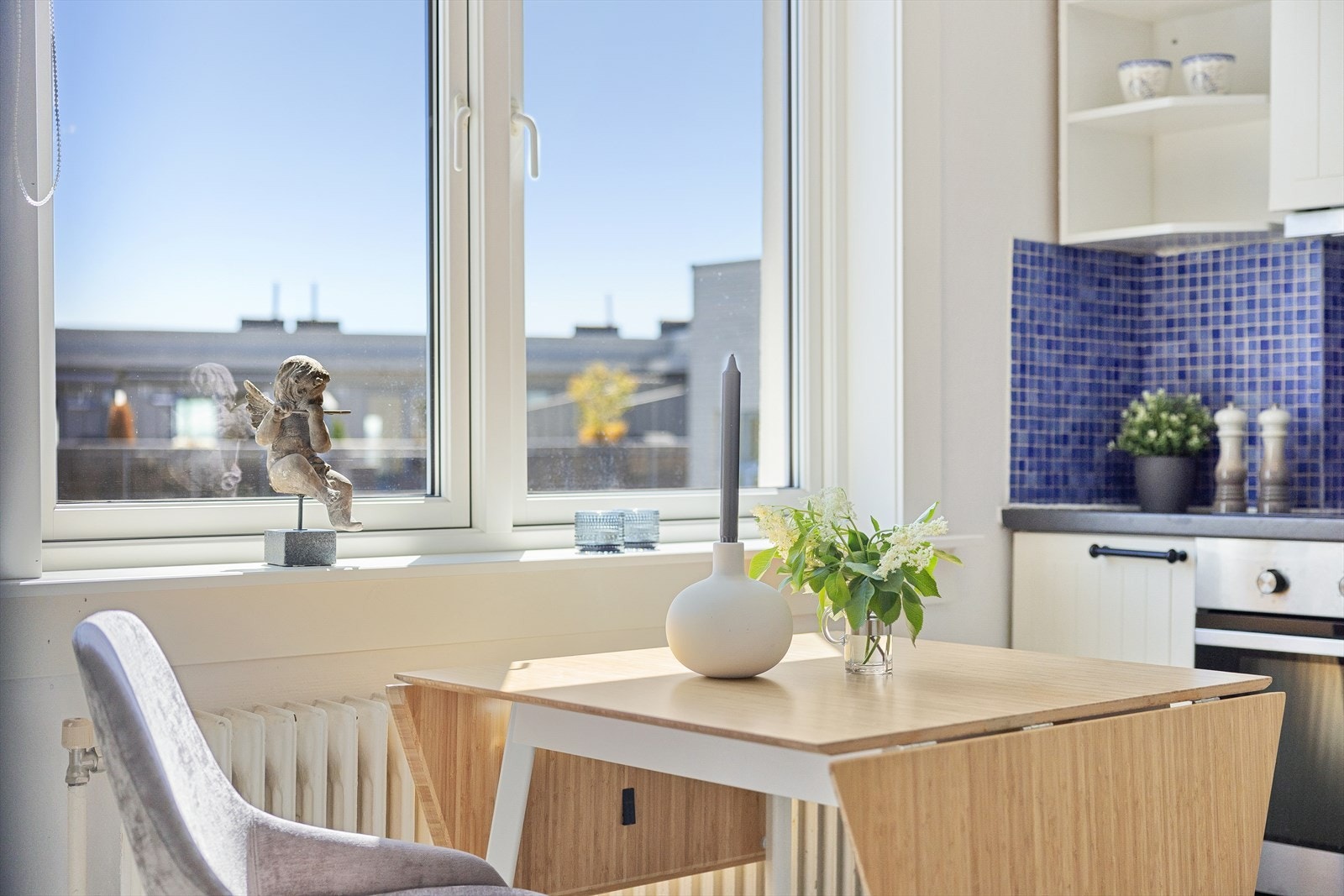 Borettslaget har nylig pusset opp fasade og byttet vinduer (2016). Galleribilde