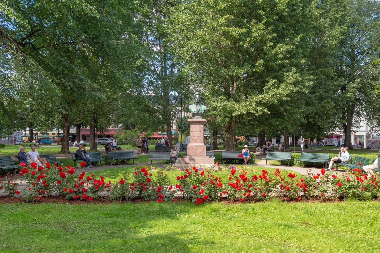Grünerløkka med deilige utesteder og parker ligger kun få minutters gange fra leiligheten. Galleribilde